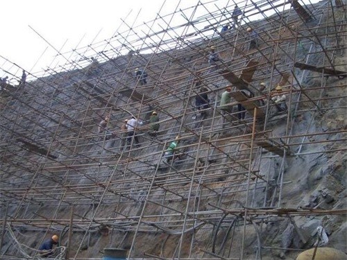 和林格尔公路桩基检测