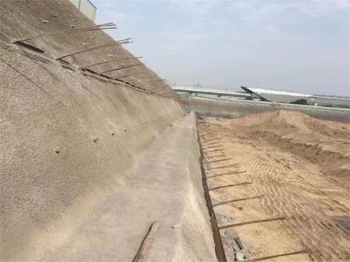 和林格尔河道边坡加固